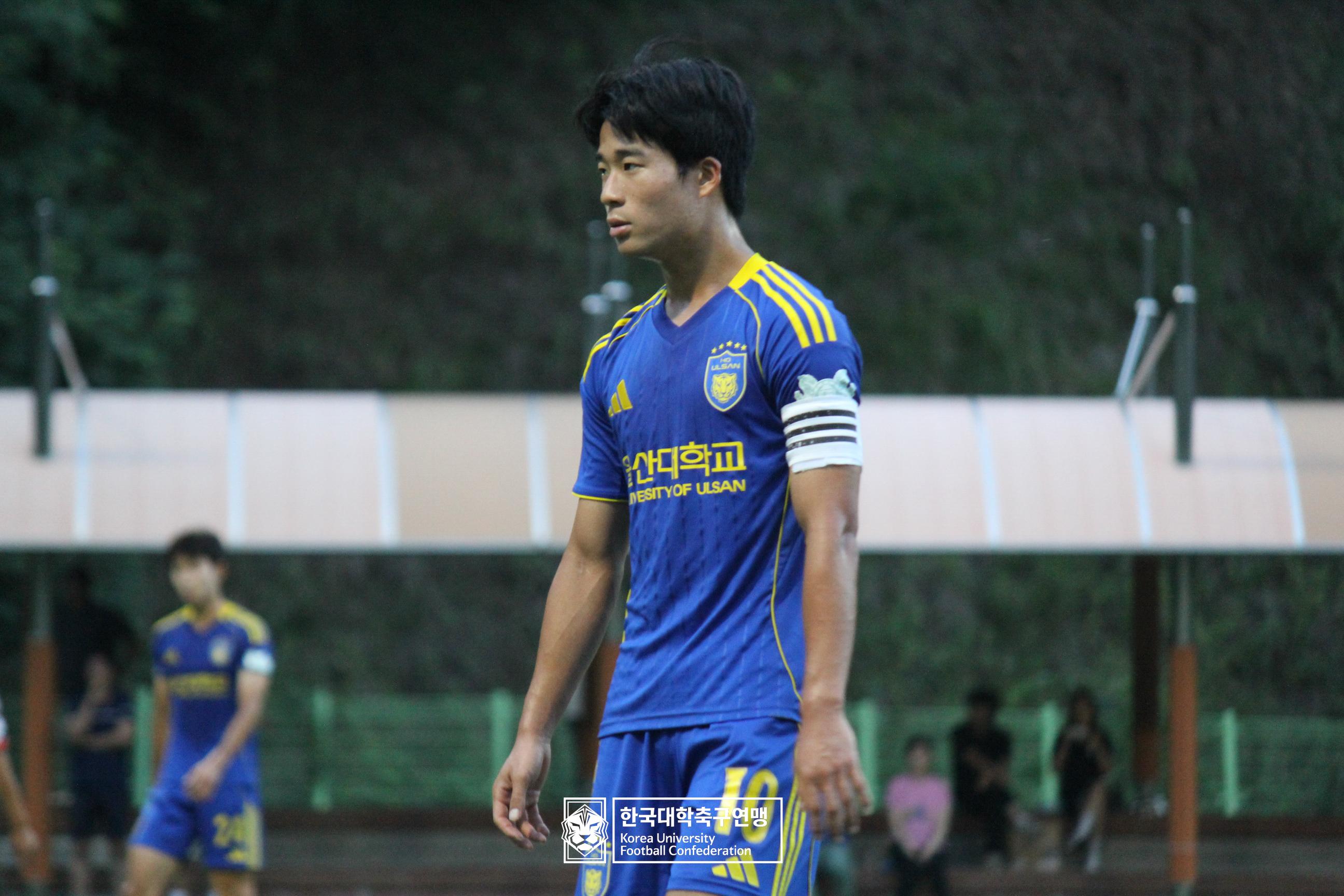 [제62회 추계대학축구연맹전] “일일이 대응하지 말고 우리 축구를 하자” 울산대 주장 민시영, 공수의 중심에서 결승행 이끌다