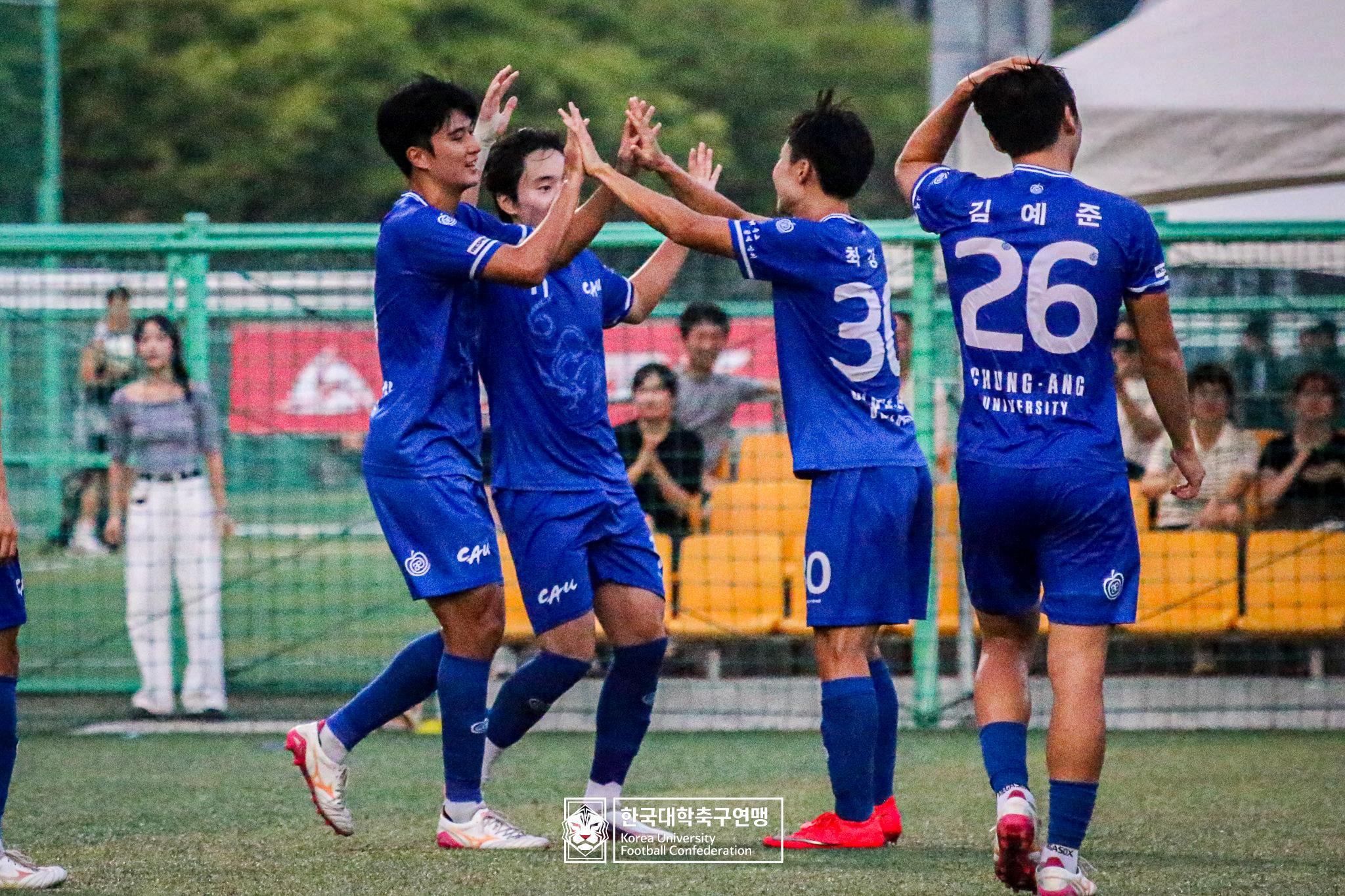 [제21회 1·2학년 대학축구연맹전] “하나의 팀으로 완성한 4-0”…중앙대, 한라대 완파하며 빛난 팀워크