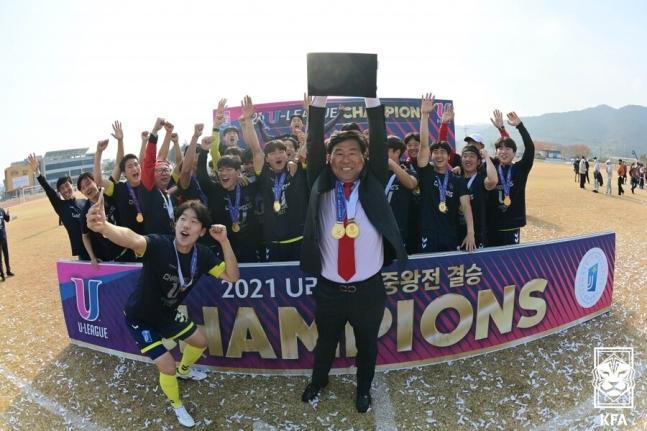 '우승후보' 전주대, 사이버외대 5-2 격파...동원과학대와 8강